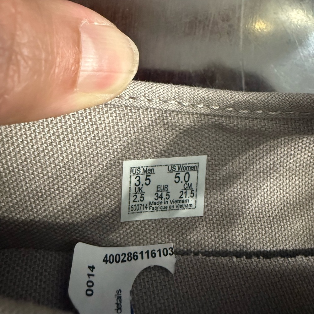 Vans women Tan Mary Jane Sneakers NOWT - Picture 7 of 7